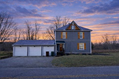 Photo of 5131 Deeds Road, Granville, OH 43023 (MLS # 226006900)