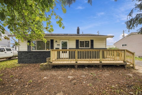 Photo of 7047 Roundelay Road S, Reynoldsburg, OH 43068 (MLS # 226035604)