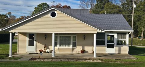 Photo of 5631 Marietta Road SE, New Lexington, OH 43764 (MLS # 225040757) Photo of 5631 Marietta Road SE, New Lexington, OH 43764 (MLS # 225040757)