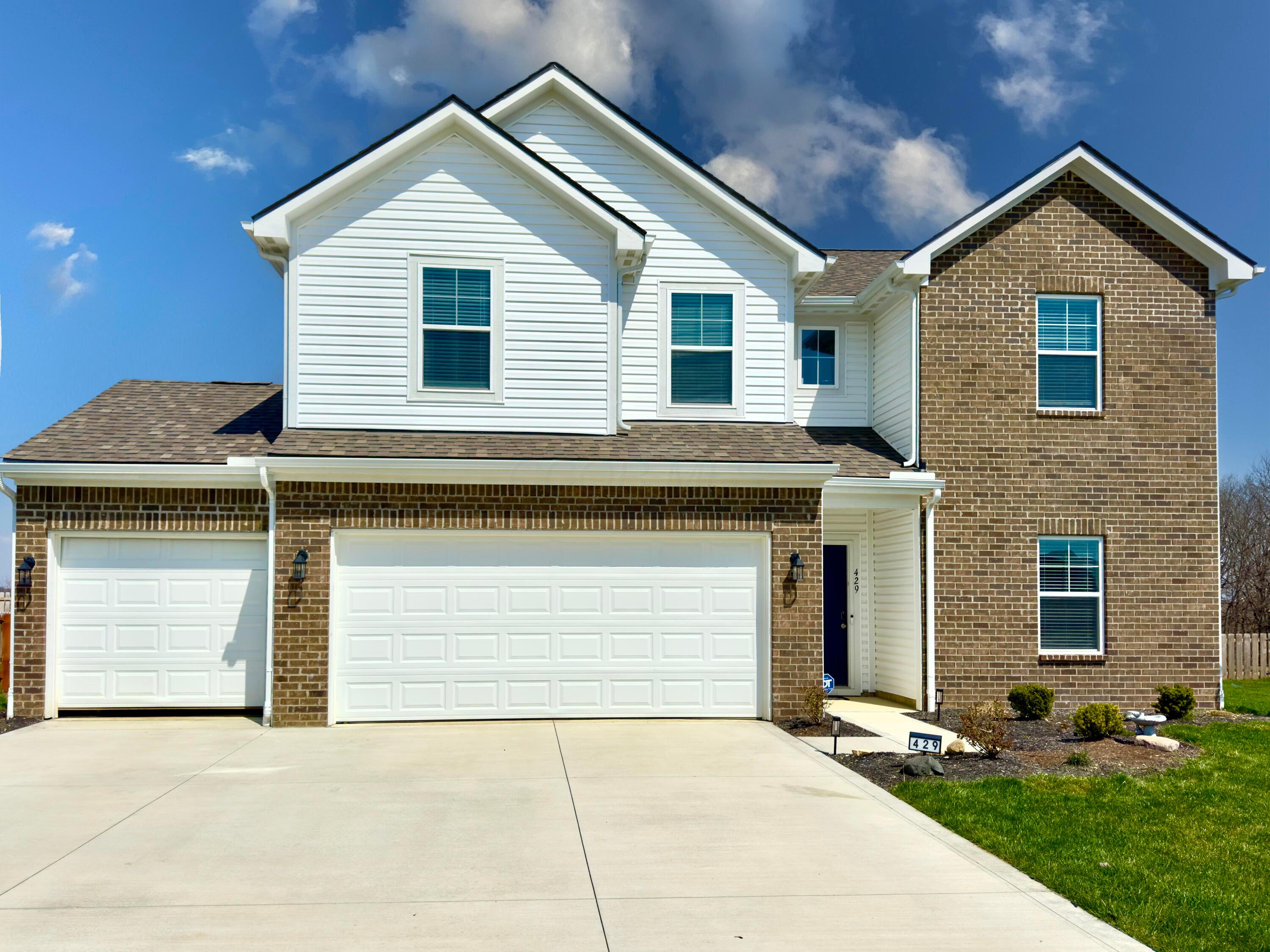 429 Quincy Circle, London, Ohio image 4