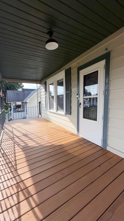 Tiny photo for 821 Caldwell Street, Zanesville, OH 43701 (MLS # 226033393)