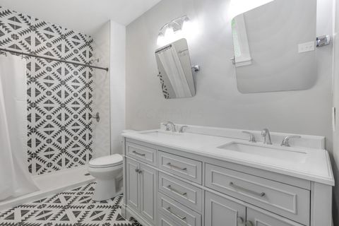Tiny photo for 1342 E Fulton Street, Columbus, OH 43205 (MLS # 225037766)