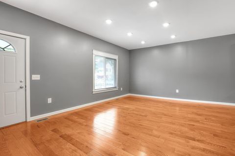 Tiny photo for 1342 E Fulton Street, Columbus, OH 43205 (MLS # 225037766)