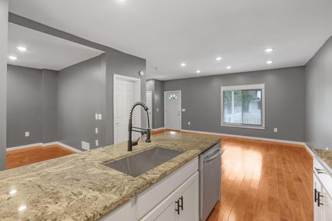 Tiny photo for 1342 E Fulton Street, Columbus, OH 43205 (MLS # 225037766)