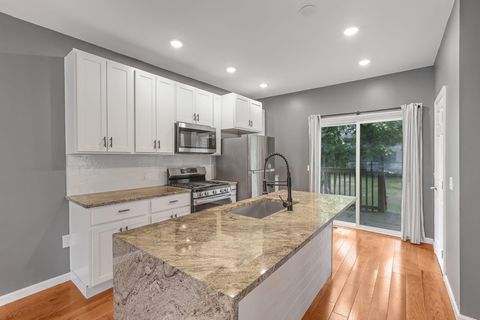 Tiny photo for 1342 E Fulton Street, Columbus, OH 43205 (MLS # 225037766)