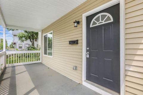 Tiny photo for 1342 E Fulton Street, Columbus, OH 43205 (MLS # 225037766)