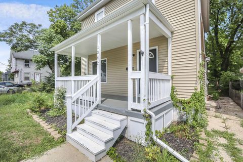 Tiny photo for 1342 E Fulton Street, Columbus, OH 43205 (MLS # 225037766)