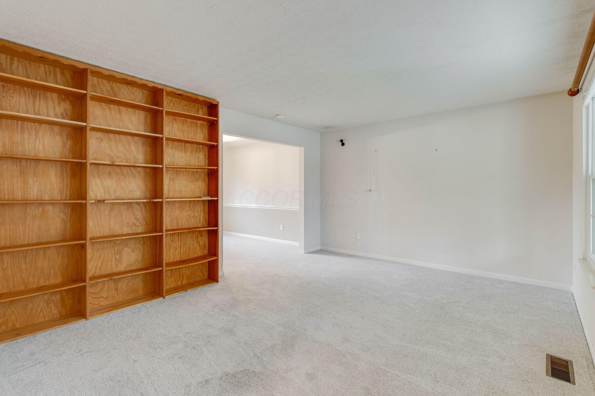 4071 Killary Drive, Dublin, Ohio image 4