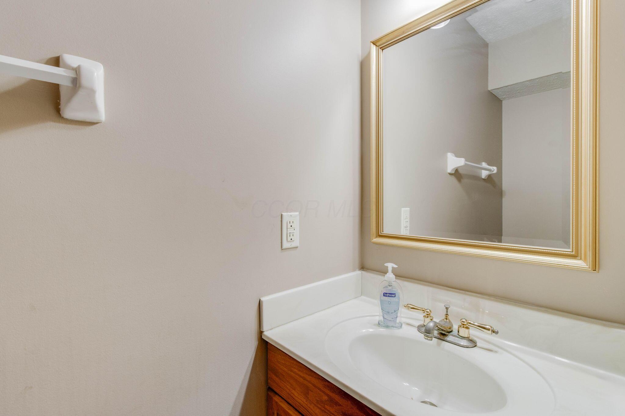 4071 Killary Drive, Dublin, Ohio image 16
