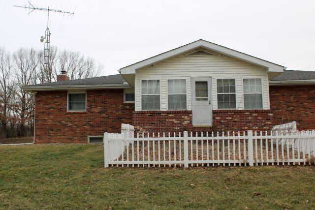 27450 Black Road, Danville, Ohio image 22