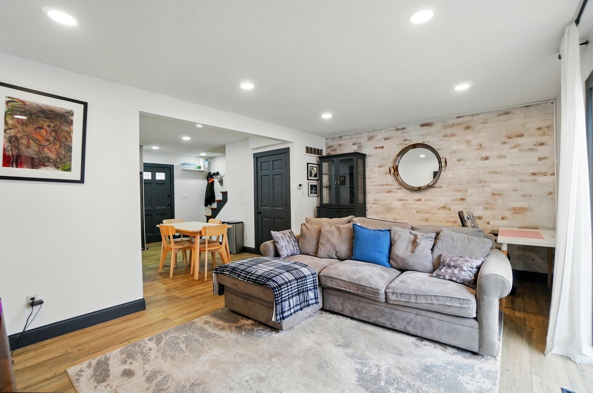 538 S Otterbein Avenue #2E, Westerville, Ohio image 4