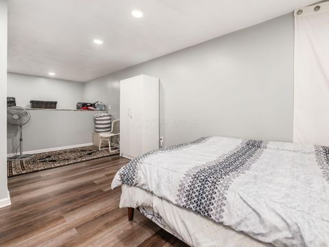 Tiny photo for 3148 Aldgate Street, Columbus, OH 43232 (MLS # 225040248)