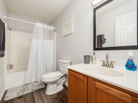 Tiny photo for 3148 Aldgate Street, Columbus, OH 43232 (MLS # 225040248)