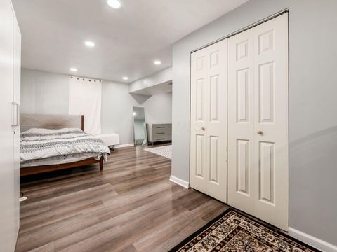 Tiny photo for 3148 Aldgate Street, Columbus, OH 43232 (MLS # 225040248)