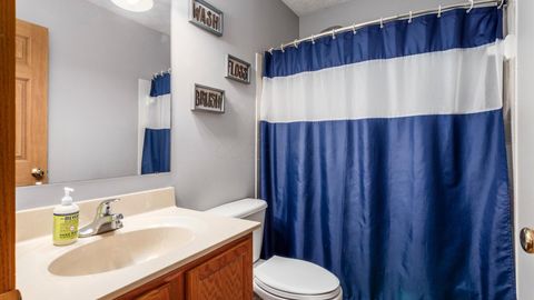 Tiny photo for 1521 W Quail Run Drive, Newark, OH 43055 (MLS # 226010331)