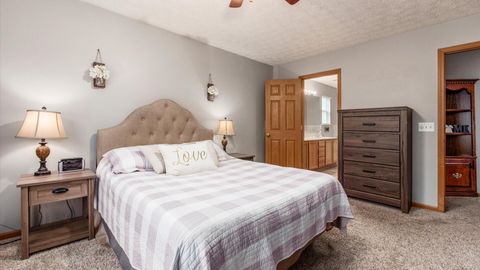 Tiny photo for 1521 W Quail Run Drive, Newark, OH 43055 (MLS # 226010331)