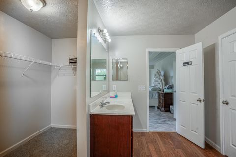 Tiny photo for 1461 Hoovler Way, Pataskala, OH 43062 (MLS # 226000726)