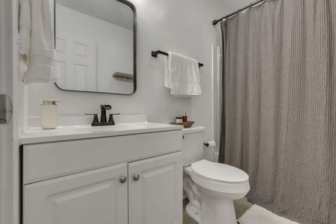 Tiny photo for 2547 Rosedale Avenue, Columbus, OH 43223 (MLS # 225036952)