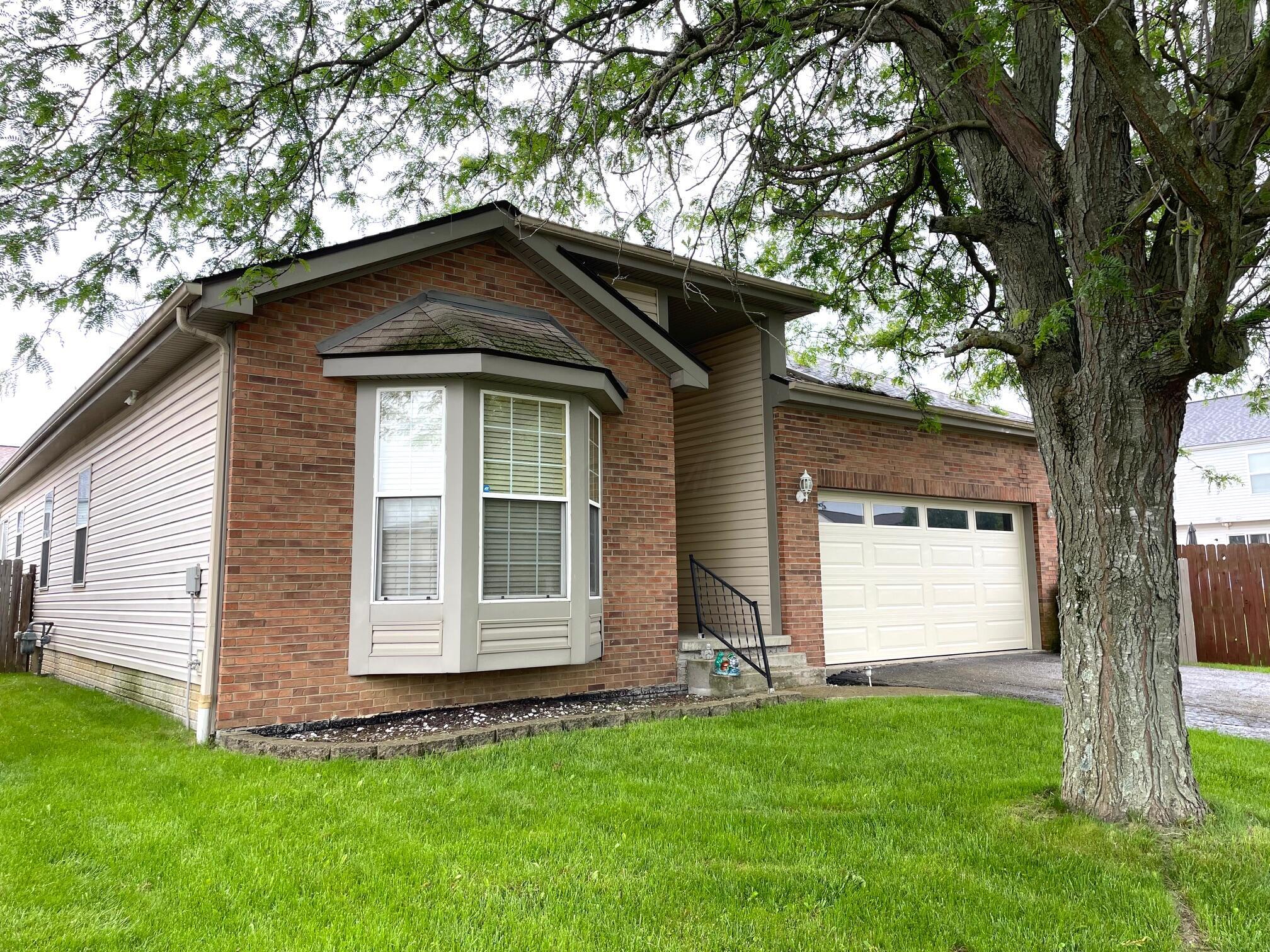 3136 Fabyan Drive, Reynoldsburg, Ohio image 4