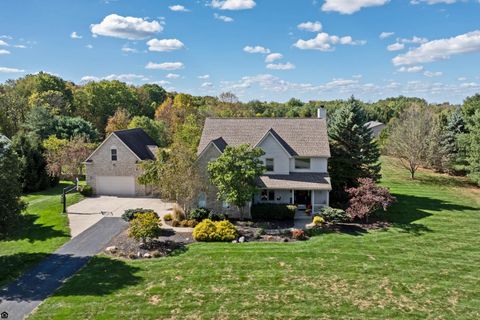 Photo of 3222 Ryan Meadow Place, Galena, OH 43021 (MLS # 225038949)