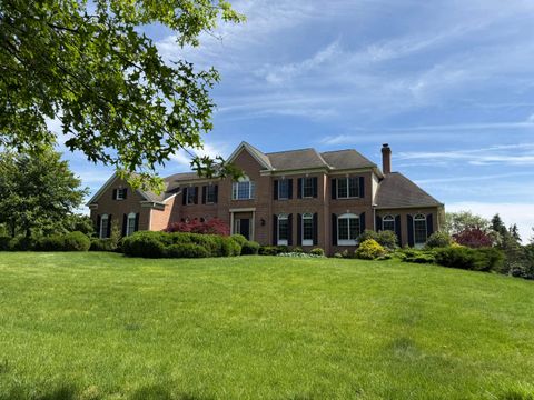 Photo of 5363 Rosalind Boulevard, Powell, OH 43065 (MLS # 226025576)