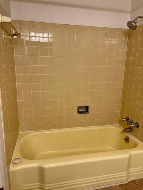 Tiny photo for 1016 Lambeth Drive, Columbus, OH 43220 (MLS # 225037771)