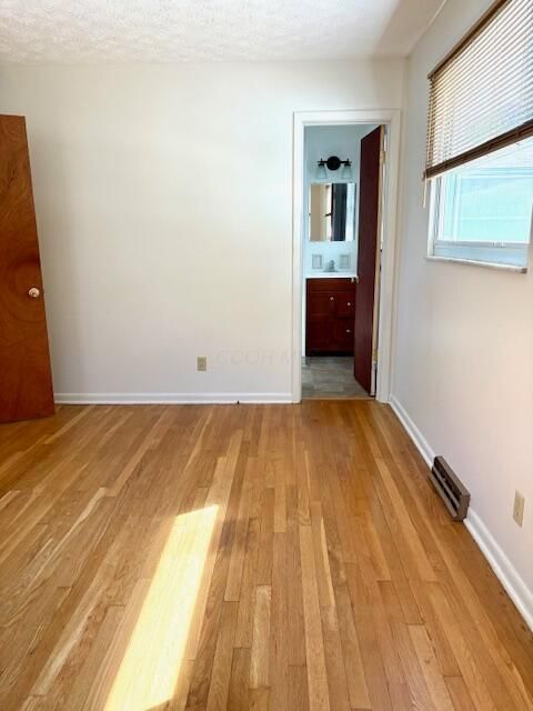 Tiny photo for 1016 Lambeth Drive, Columbus, OH 43220 (MLS # 225037771)