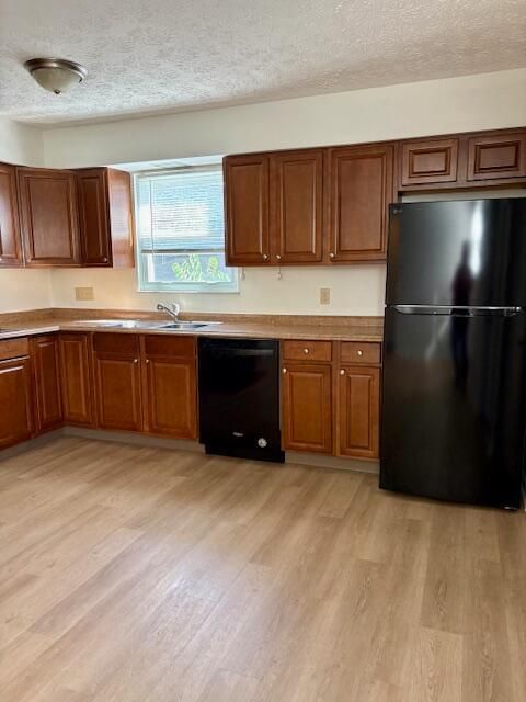 Tiny photo for 1016 Lambeth Drive, Columbus, OH 43220 (MLS # 225037771)