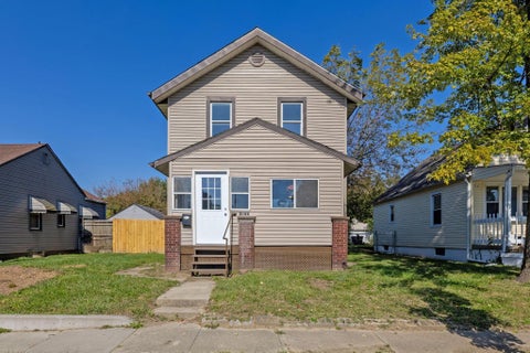 Photo of 1320 E 19th Avenue, Columbus, OH 43211 (MLS # 226040739)