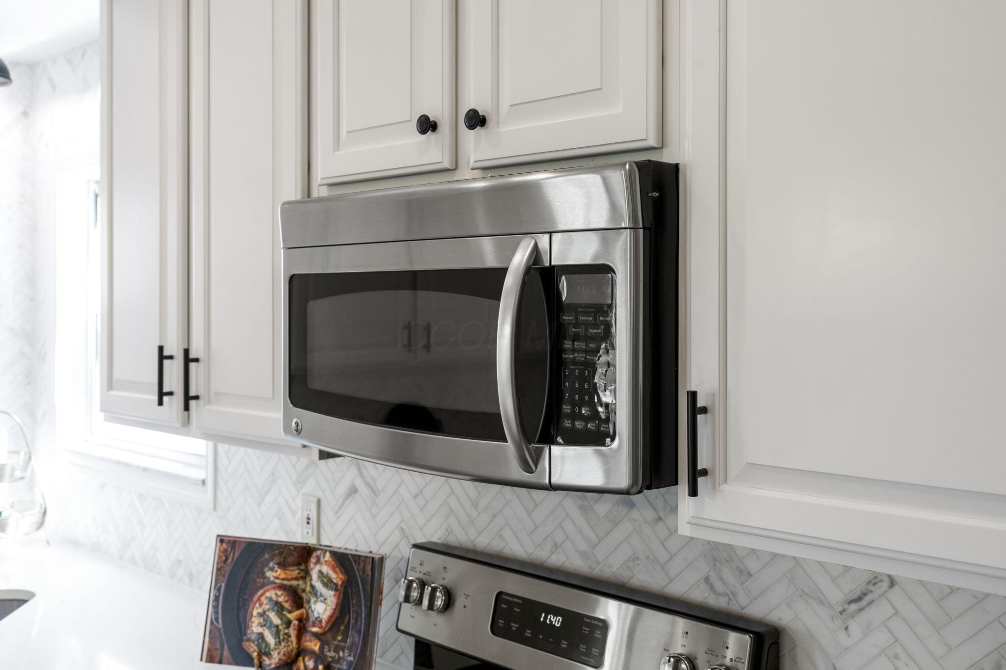 4764 Deepwood Court, Hilliard, Ohio image 25