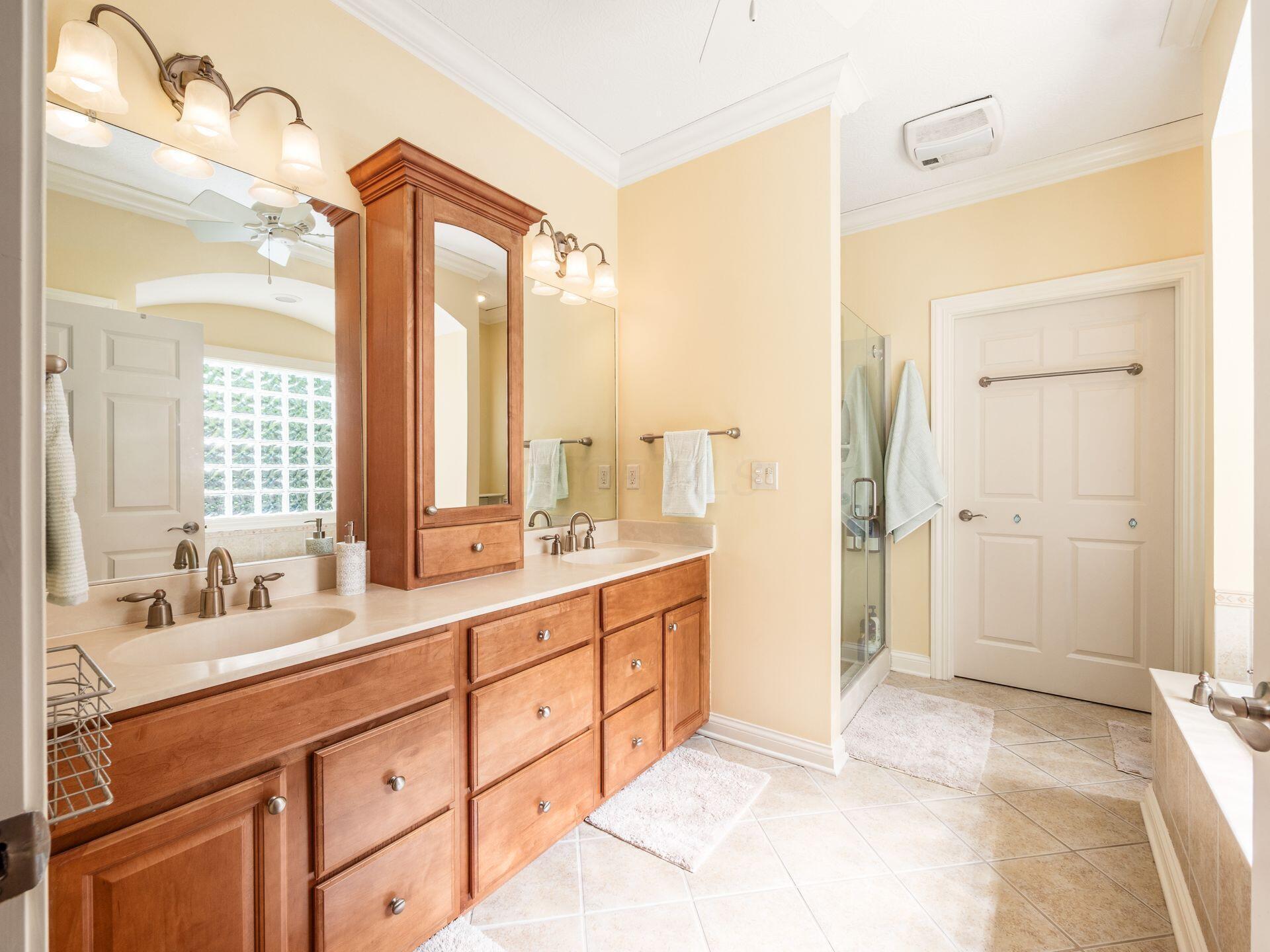 5768 Kempton Run Court, Columbus, Ohio image 17