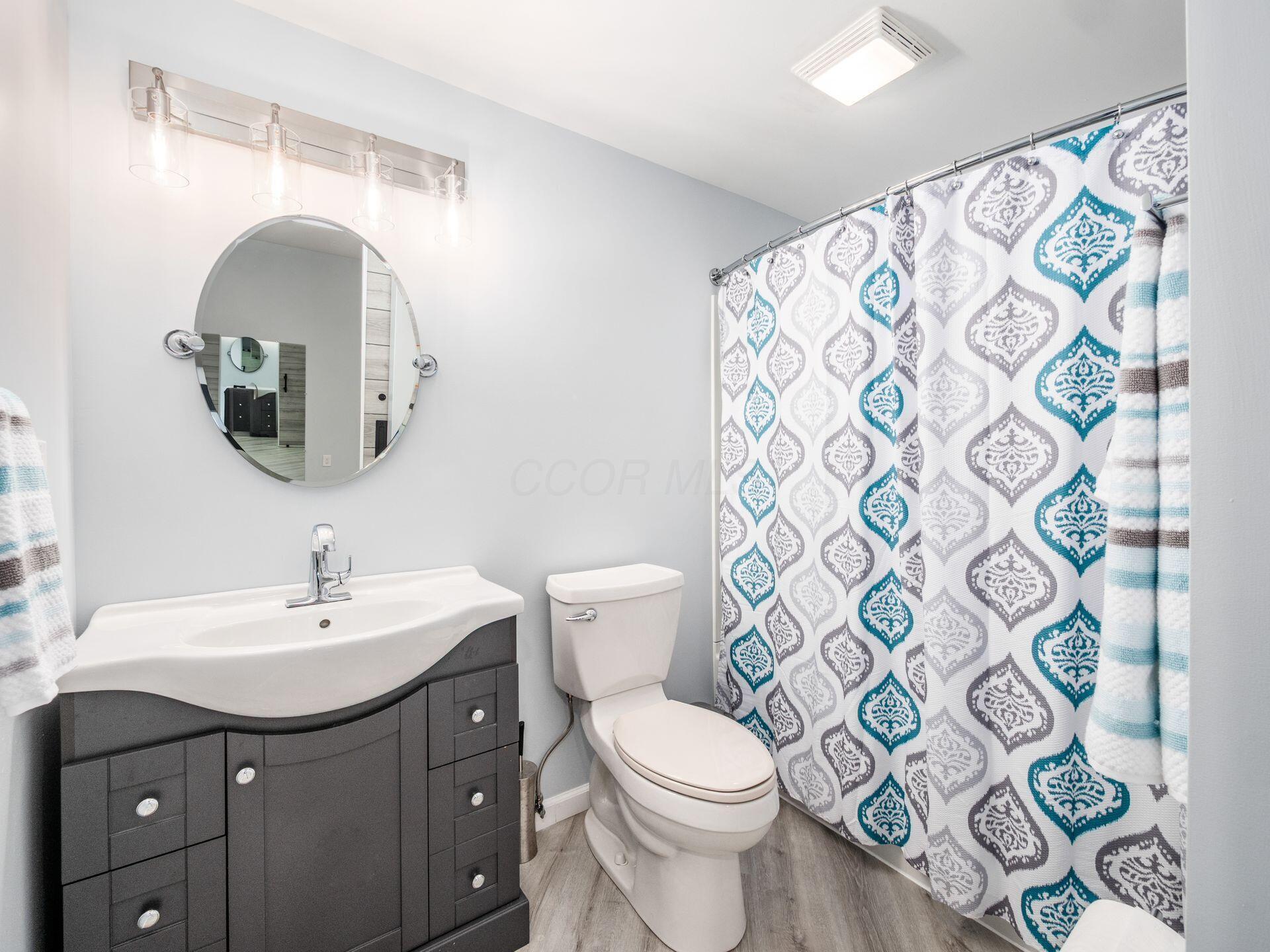 5768 Kempton Run Court, Columbus, Ohio image 32