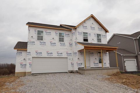 Photo of 422 Cherry Hills Road, Commercial Point, OH 43116 (MLS # 226010160)