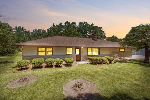 Photo of 424 W Main Street, West Jefferson, OH 43162 (MLS # 226023087)