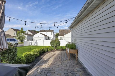 Tiny photo for 5531 Holly River Avenue, Dublin, OH 43016 (MLS # 226002447)