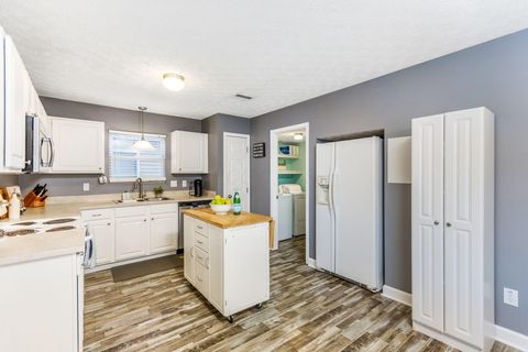 Tiny photo for 5531 Holly River Avenue, Dublin, OH 43016 (MLS # 226002447)