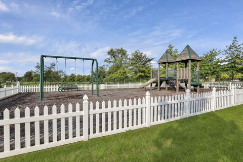 Tiny photo for 5531 Holly River Avenue, Dublin, OH 43016 (MLS # 226002447)