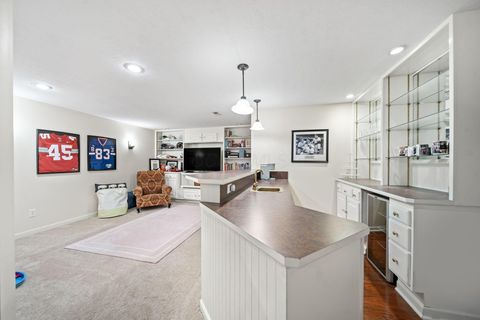 Tiny photo for 6282 Twonotch Court, Dublin, OH 43016 (MLS # 225037379)