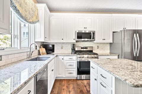 Tiny photo for 6282 Twonotch Court, Dublin, OH 43016 (MLS # 225037379)