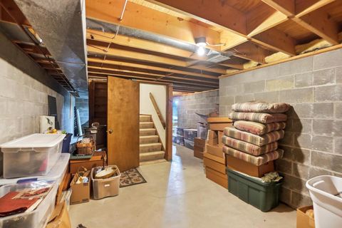 Tiny photo for 3213 Parkview Circle, Grove City, OH 43123 (MLS # 225045441)