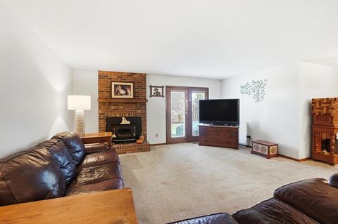 Tiny photo for 3213 Parkview Circle, Grove City, OH 43123 (MLS # 225045441)