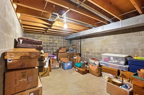 Tiny photo for 3213 Parkview Circle, Grove City, OH 43123 (MLS # 225045441)