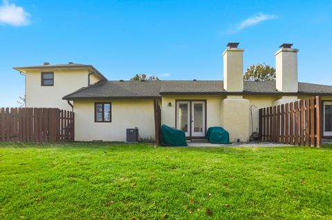 Tiny photo for 3213 Parkview Circle, Grove City, OH 43123 (MLS # 225045441)