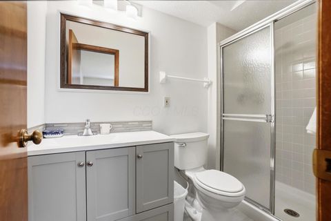 Tiny photo for 3213 Parkview Circle, Grove City, OH 43123 (MLS # 225045441)