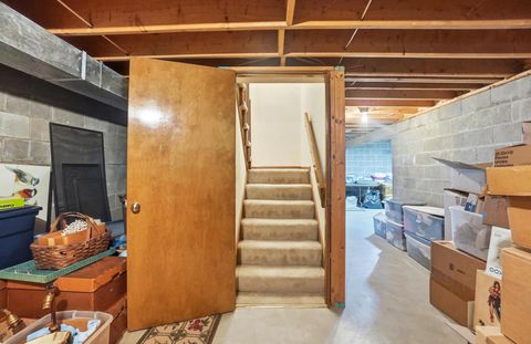 Tiny photo for 3213 Parkview Circle, Grove City, OH 43123 (MLS # 225045441)