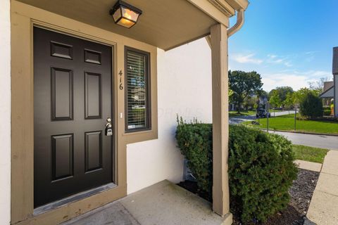 Photo of 416 Edinburgh Road, Dublin, OH 43017 (MLS # 225037445)