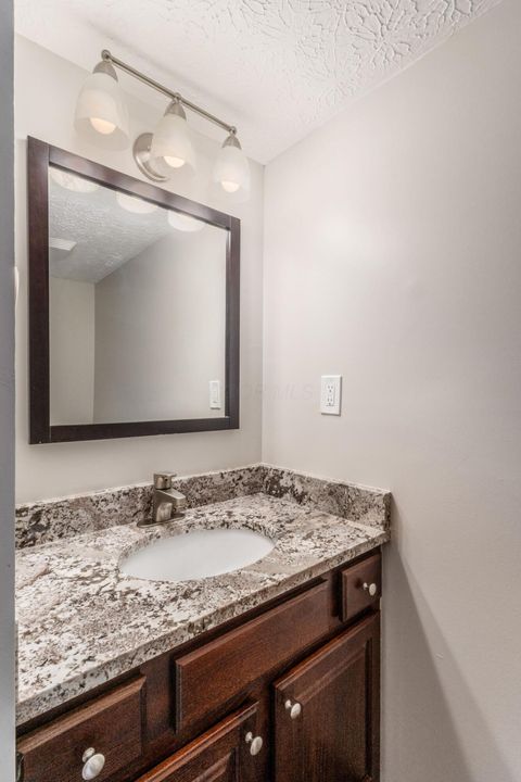 Tiny photo for 416 Edinburgh Road, Dublin, OH 43017 (MLS # 225037445)