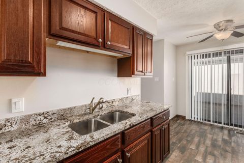 Tiny photo for 416 Edinburgh Road, Dublin, OH 43017 (MLS # 225037445)