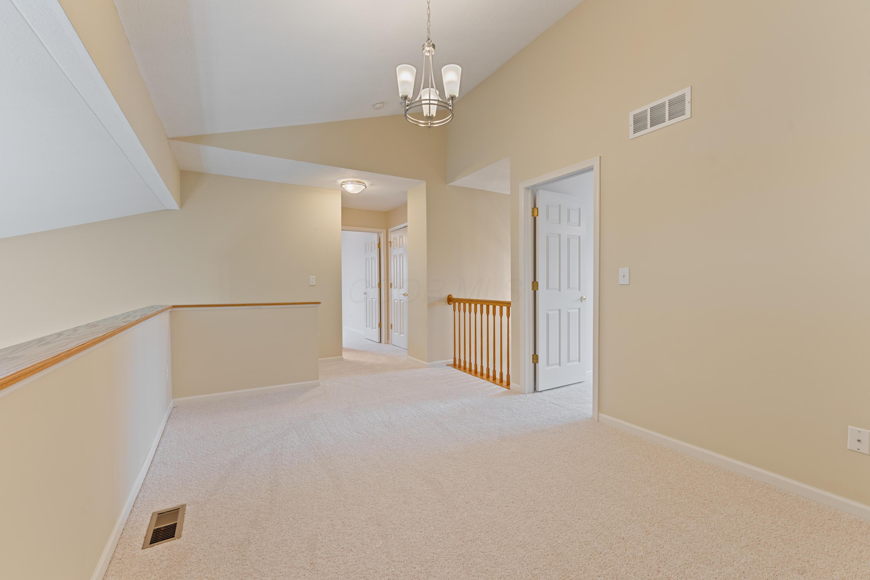 6011 Coventry Bend Drive, Hilliard, Ohio image 21