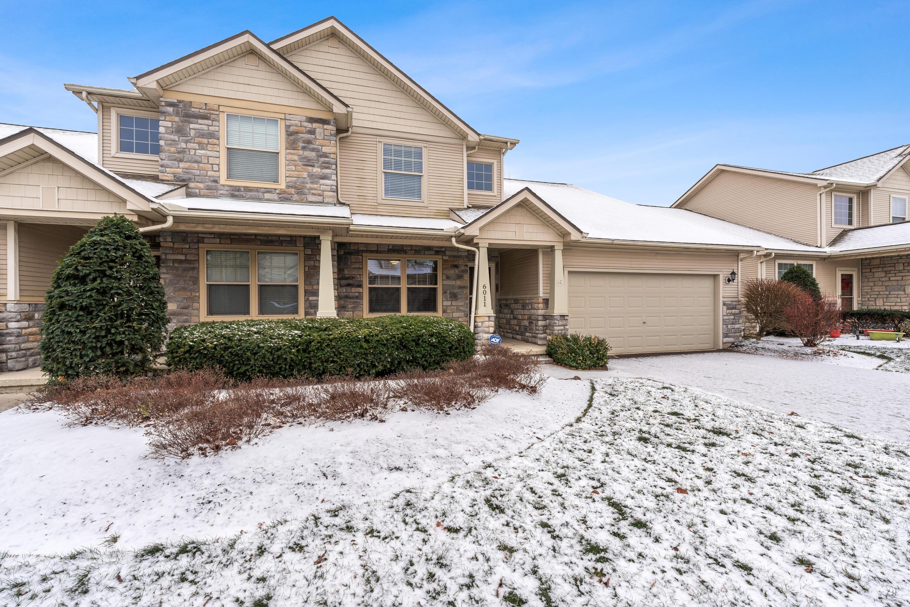 6011 Coventry Bend Drive, Hilliard, Ohio image 1